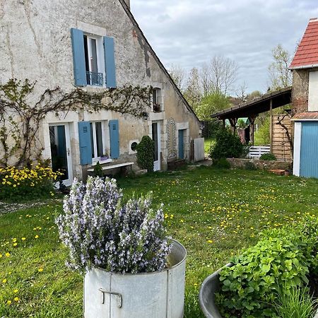 La Maison De Tina Leugny Exterior foto